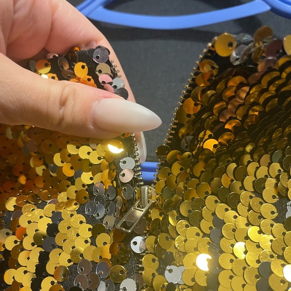 Sequined long sleeved mini dress - Picture 4 of 5